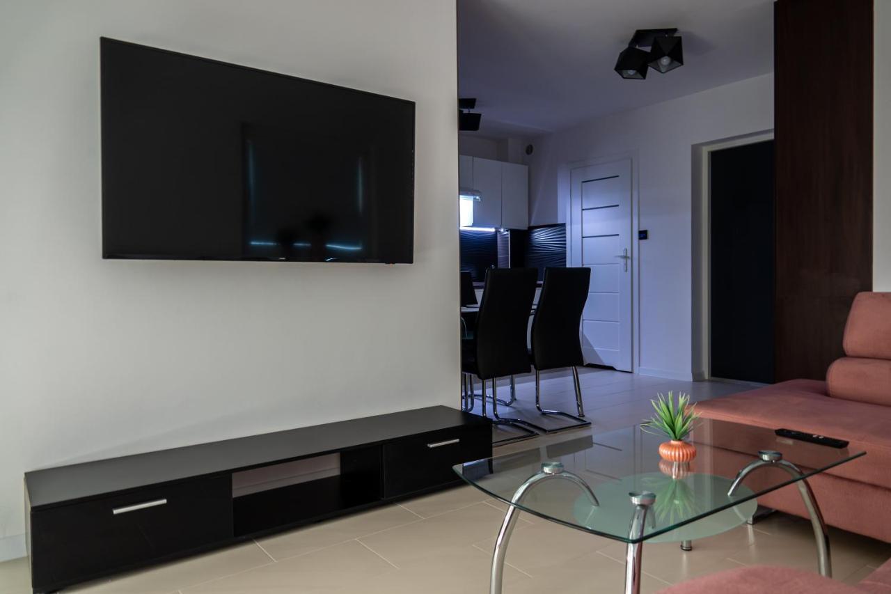 Nowy Apartament Z Duzym Tarasem I Parkingiem Swinoujscie Luaran gambar