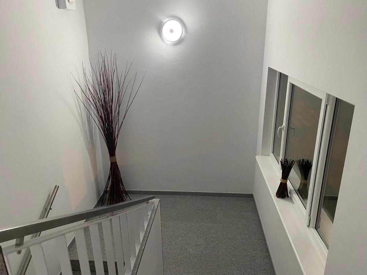 Nowy Apartament Z Duzym Tarasem I Parkingiem Swinoujscie Luaran gambar